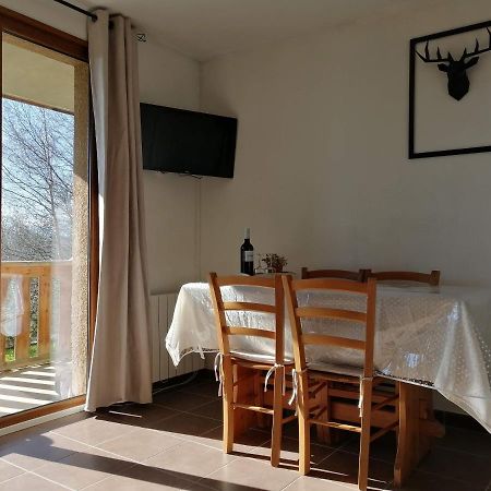 Appartement 2 Chambres Au Calme 莱桑格勒 外观 照片