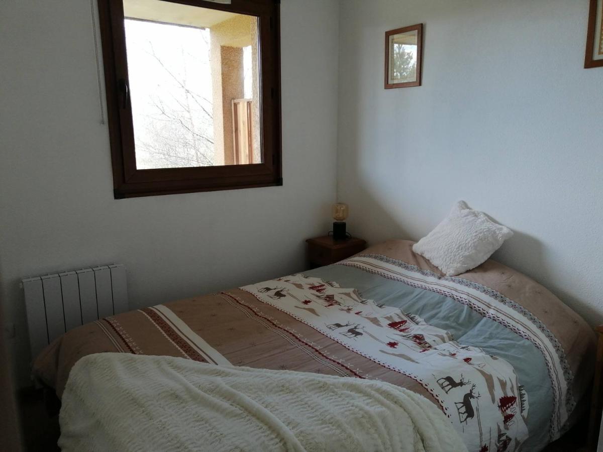 Appartement 2 Chambres Au Calme 莱桑格勒 外观 照片